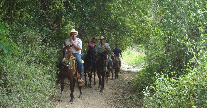 Manzanillo Horseback Riding